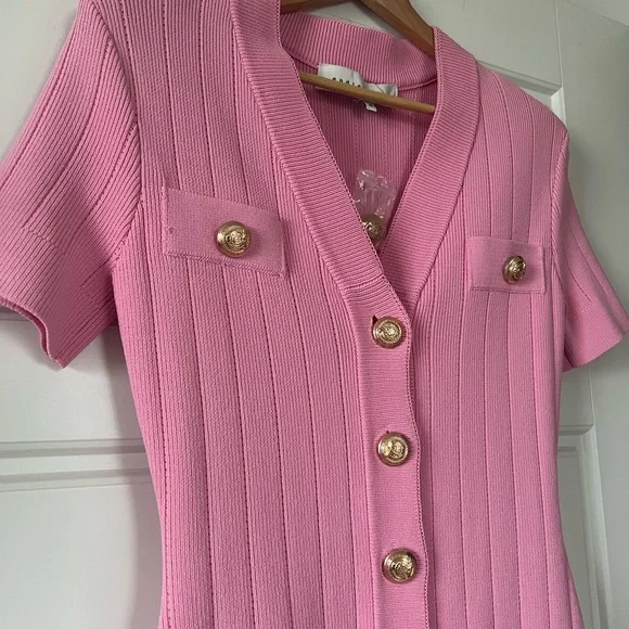 NWT Anthropologie- ENDLESS ROSE Shank Button V Neckline Knit Mini Dress. Size M. - Picture 8 of 15